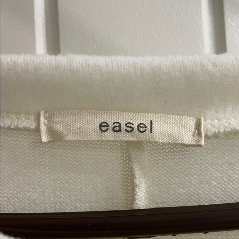 Beautiful Cream Sweater With Flutter Sleeves - image 4